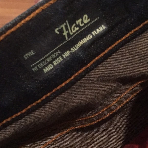 Red Engine Flare Jeans HH. - Picture 9 of 10
